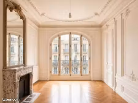 bureaux 339 m²