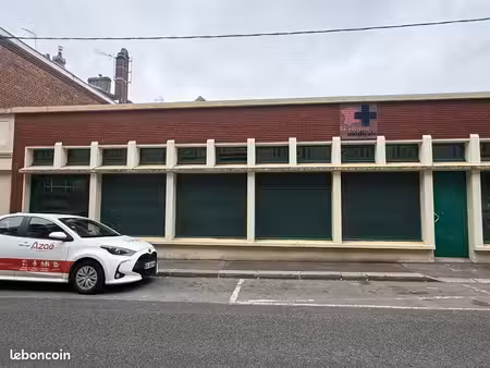 local commercial hyper centre ville