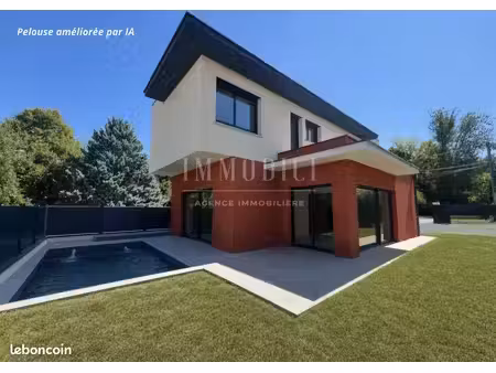 maison 4 pièces 138 m²