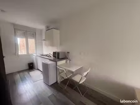 studio 1 pièce 26 m²