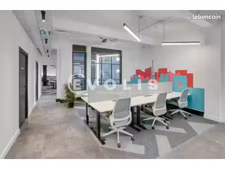 bureau 660 m²