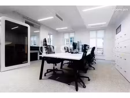 bureau 217 m²