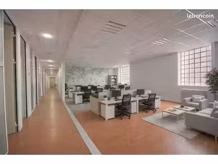 bureaux 602 m²