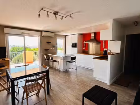 fréjus – f3 56 m² – terrasse 15 m² plein sud – vue rocher de roquebrune – piscine