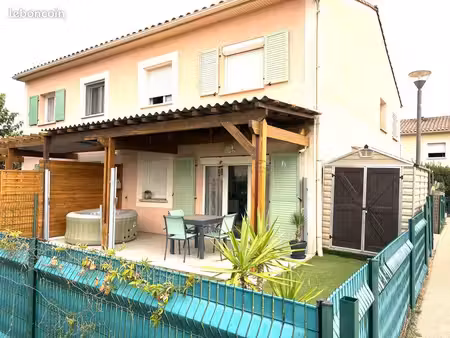 maison 62 m2 - résidence fermée - plein sud - jardin 46 m2 - pergola - 2 parkings