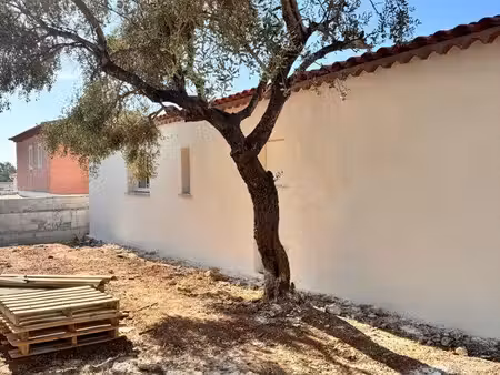 villa mitoyenne 75 m² – terrain 107 m² – hors d’eau / hors d’air