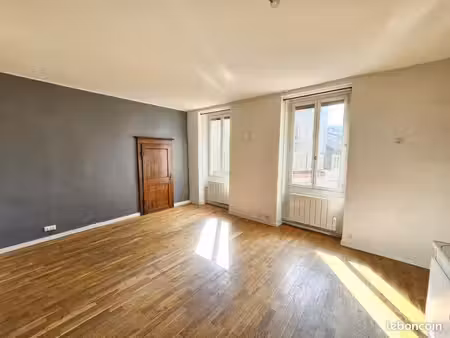 appartement 2 pièces 62 m²