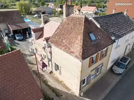 maison 6 pièces 122 m²