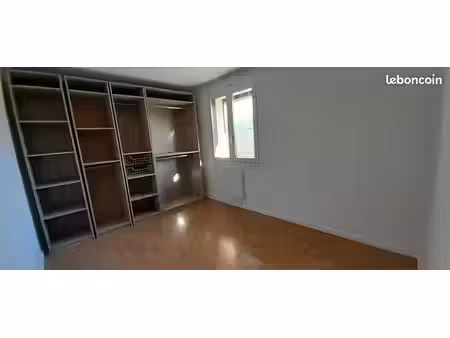 a louer appartement dans villa