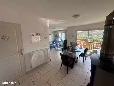 maison 4 pièces 135 m²