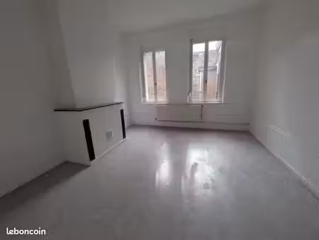 duplex 5 pièces 83 m²