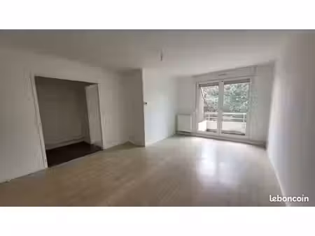 appartement 3 pièces 80 m²