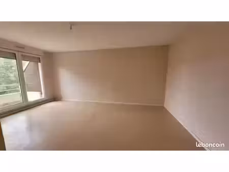 appartement 3 pièces 80 m²
