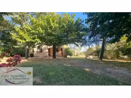 villa 5 pièces 135 m²