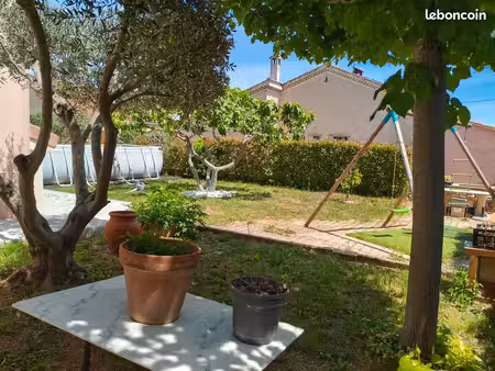 maison composée de 2 appartements quartier sud la seyne s/ mer