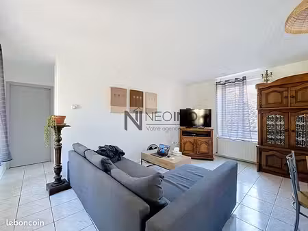 appartement 3 pièces 69 m²