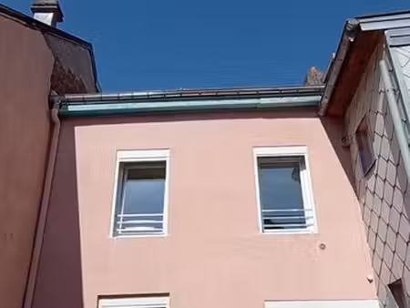 vends f2 refait à neuf  cv  50 m2