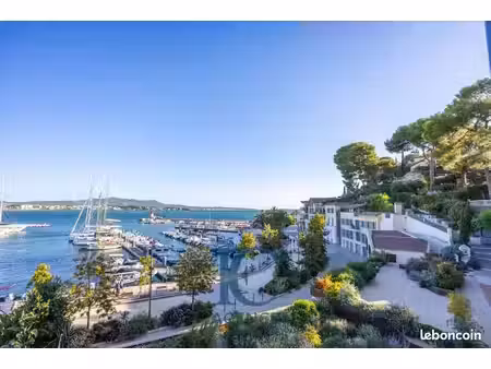 appartement 3 pièces 84 m²