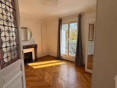 appartement avec charme de l’ancien et vues i 74 m2 i courbevoie bécon