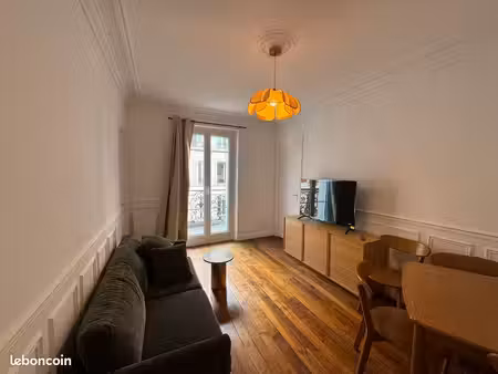 courbevoie centre – gare à 2 min à pied – 3 pièces 56 m2 meublé à neuf avec balcon – idéal