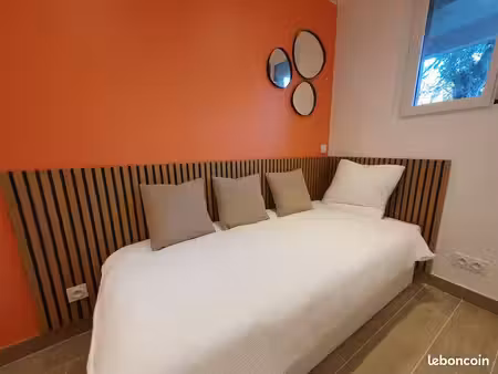 studette meublée – ville-d'avray (tout inclus - 1 personne)