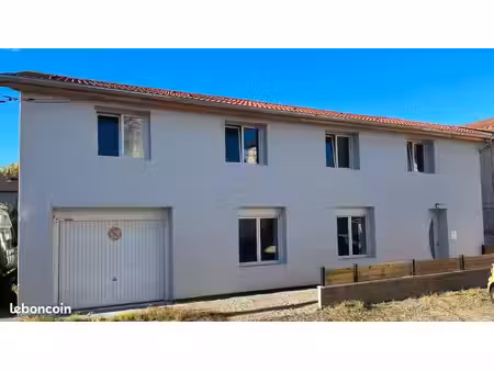 maison entièrement rénovée 2025