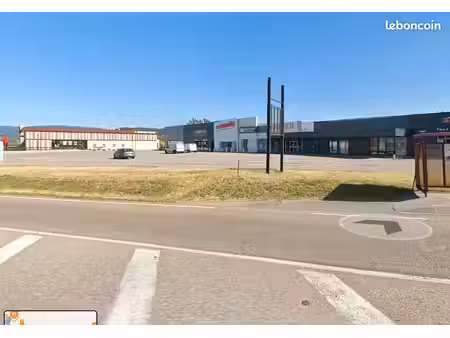implantation commerciale grande surface – davézieux