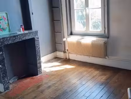 vends maison près du parking voltaire