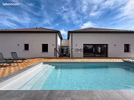maison 6 pièces 161 m²