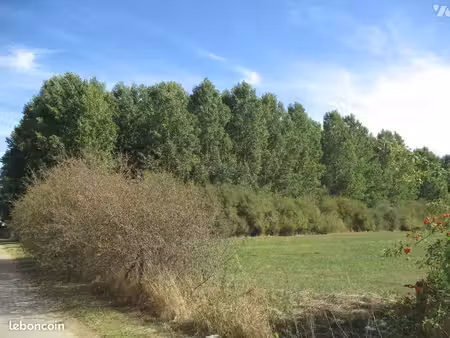 bien agricole 26840 m² douzy
