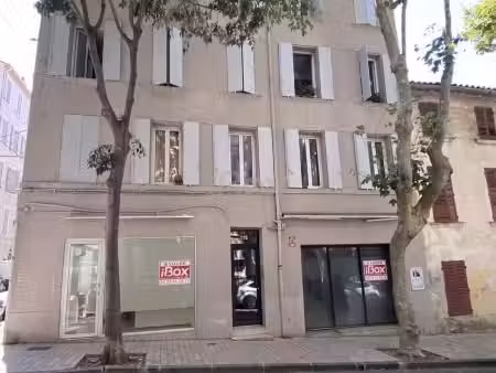 commerce 40 m²