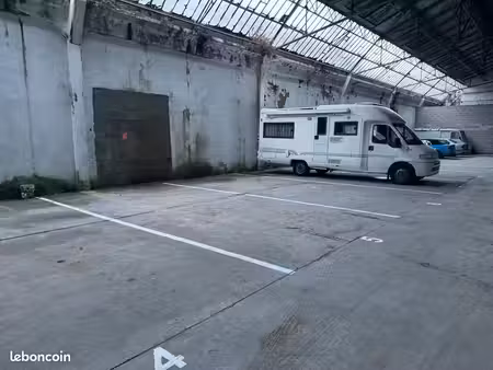 bâtiment commercial