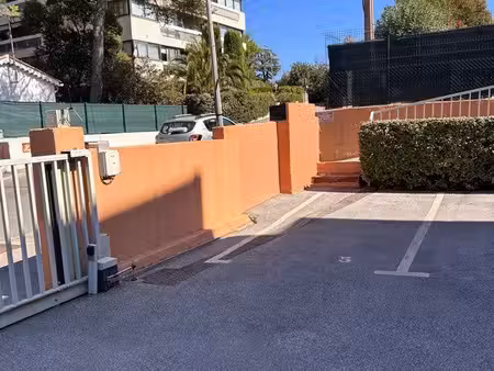 place de parking à louer– saint-raphaël – résidence sécurisée