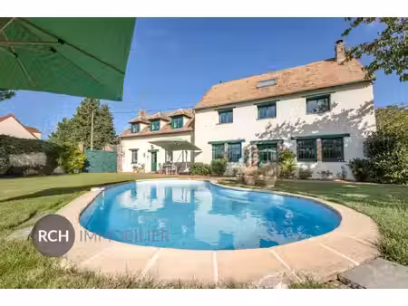maison de luxe à vendre à cherisy