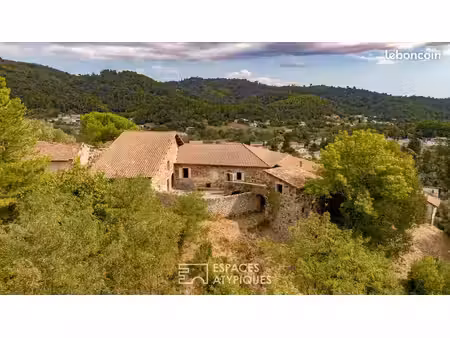 grange 8 pièces 230 m²