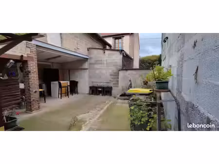 immeuble 94 m² joigny