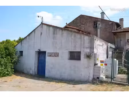 entrepôt  atelier  locaux