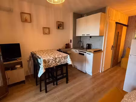 studio 22m2 et terrasse