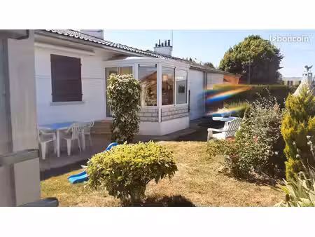 maison sans travaux avec un jardin agréable sur sous sol plus un garage