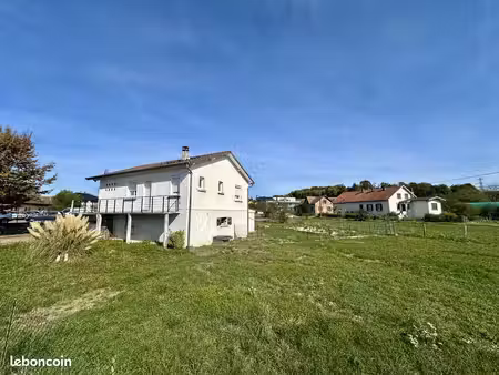 propriété 4 pièces 85 m²