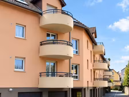 appartement 70 m2 + cave + garage