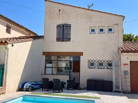 maison 4 chambres avec piscine et jardin