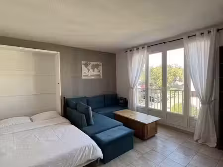 studio 1 pièce 31 m²