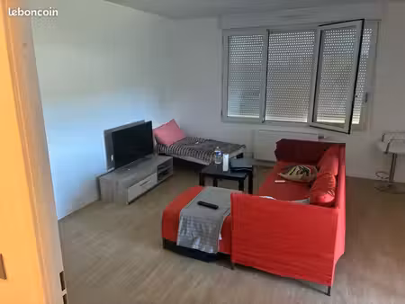 appartement 60 m2 dugny village des médias