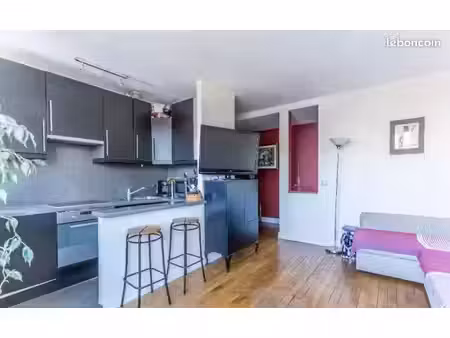 appartement 2 pièces - 47m² - bas montreuil