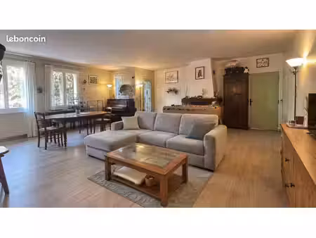 maison 7 pièces 148 m²