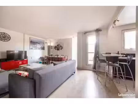 vends appartement 100 m2 cergy
