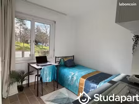 appartement 1 pièce 11 m²