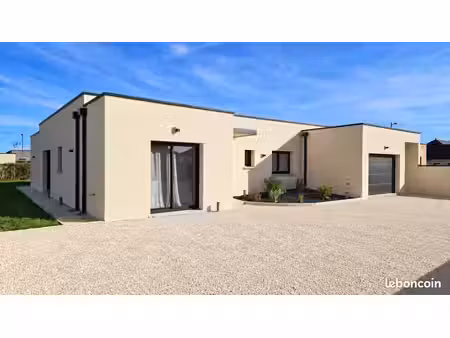 maison plain-pied - 134 m2 - 5 pièces