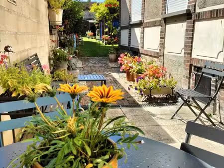 charmante maison de ville avec jardin – activité maison d’hôtes
